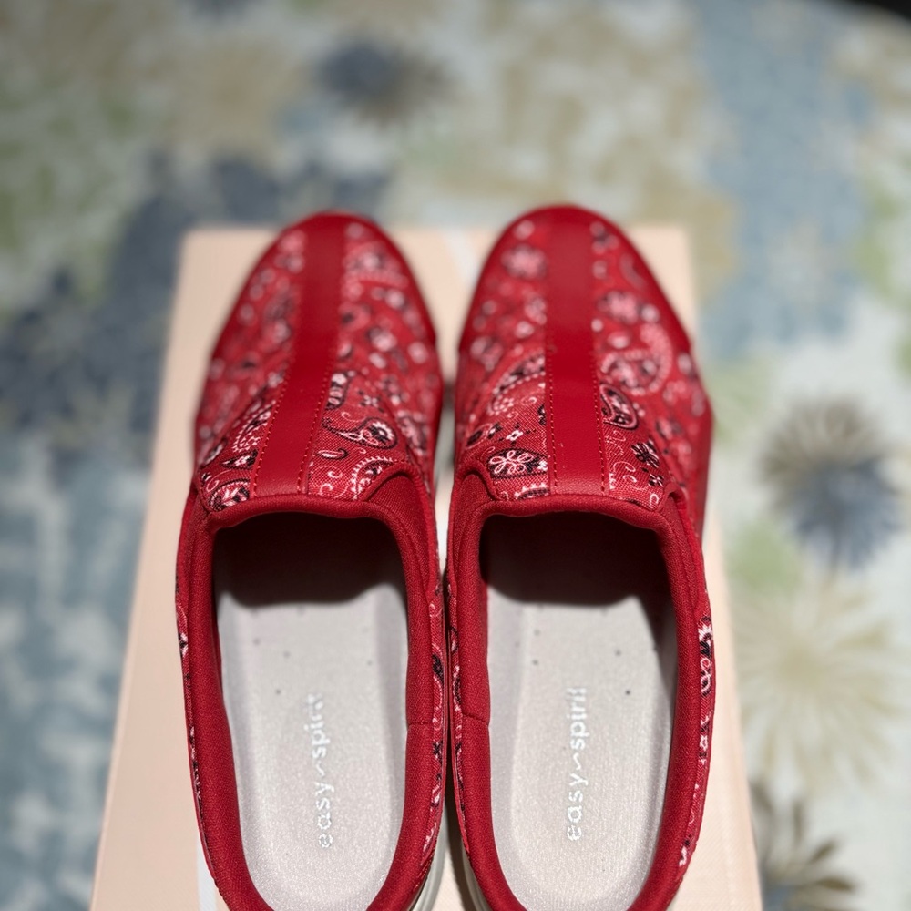Easy Spirit Red Paisley Slip-On Casual Shoes - Picture 3 of 5